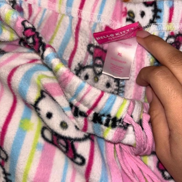 vintage y2k hello kitty pink colorful pajamas - Picture 2 of 4